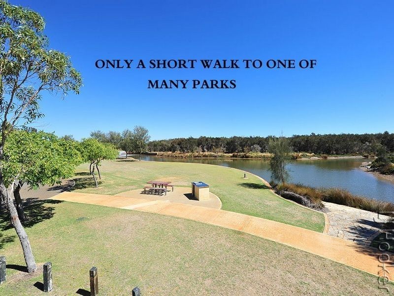 25 Nankeen Approach, Dudley Park WA 6210