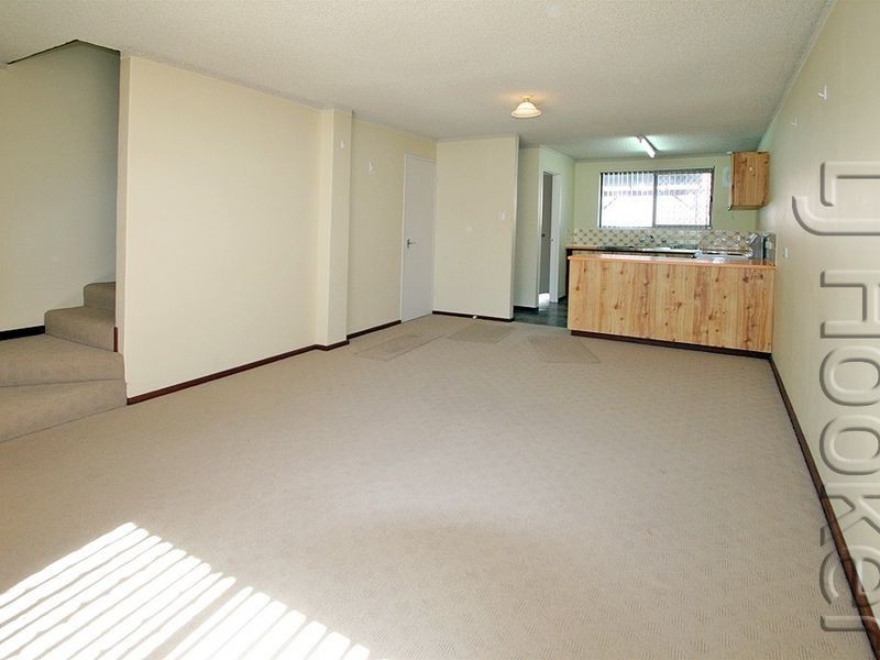 14/35B Halls Head Parade, Halls Head WA 6210