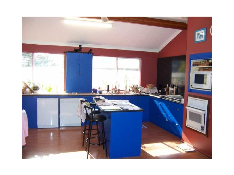 4 Flamingo Court, Greenfields WA 6210