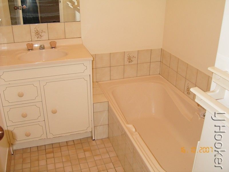 16B Kedron Place, Greenfields WA 6210