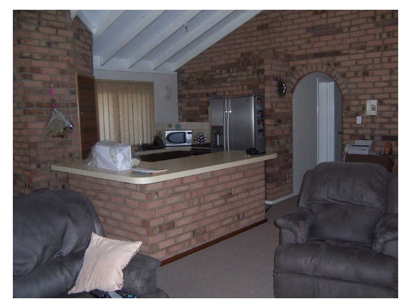 2/15 Newstead Close, Halls Head WA 6210