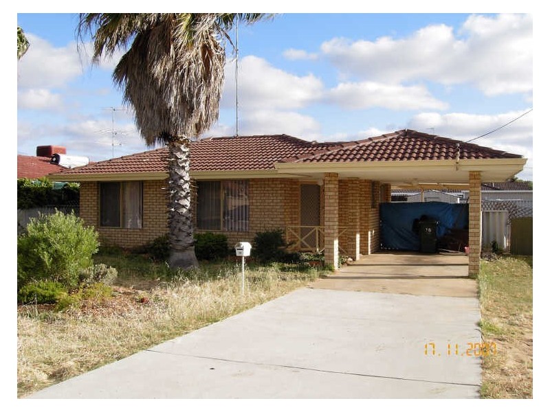 19 Murdoch Drive, Greenfields WA 6210