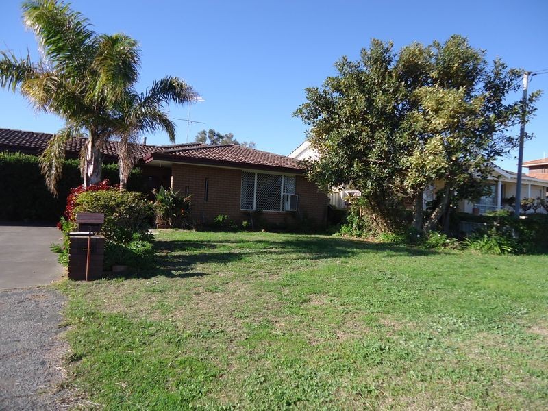 3 Lindley Road, Halls Head WA 6210