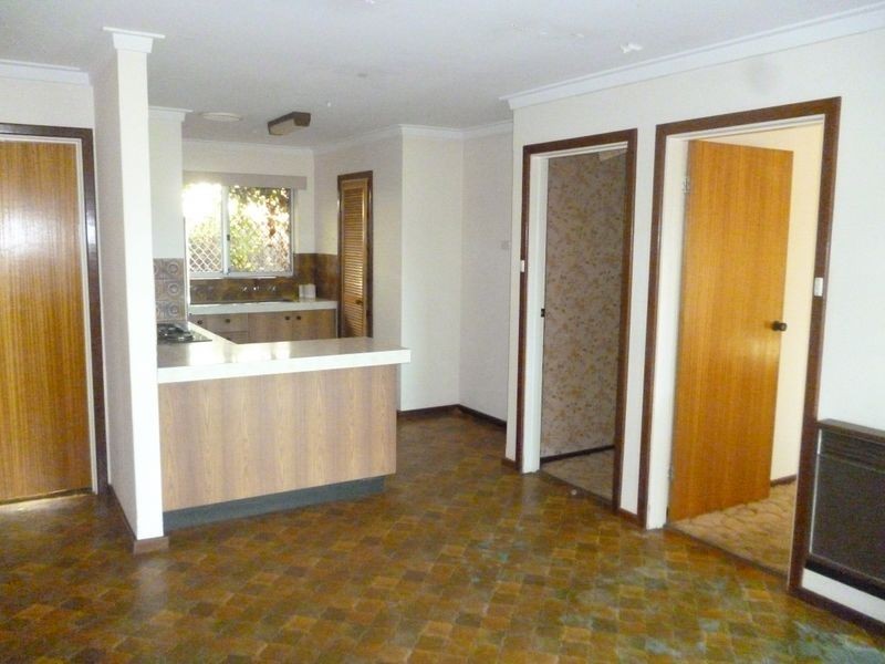 3 Lindley Road, Halls Head WA 6210