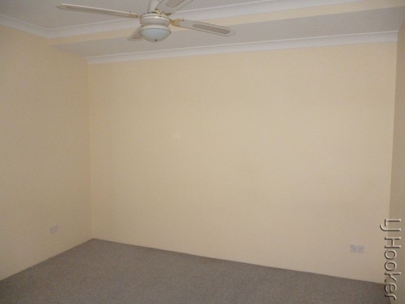 182 Peelwood Parade, Halls Head WA 6210