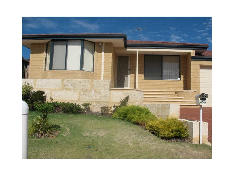 43A Portmarnock Circle, Halls Head WA 6210