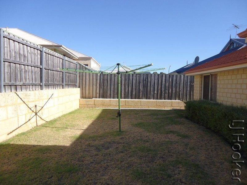 49 Buttercup Parkway, Halls Head WA 6210