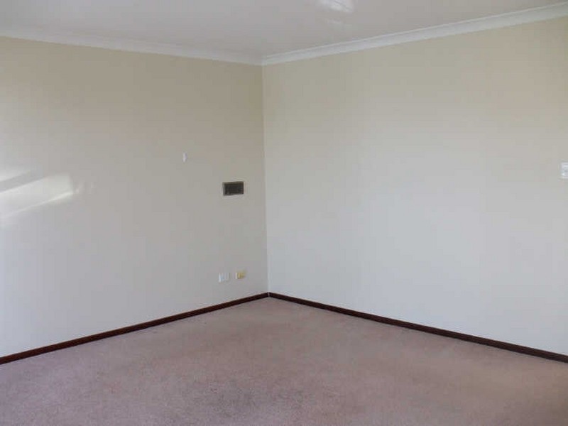 78 Waterside Drive, Dudley Park WA 6210