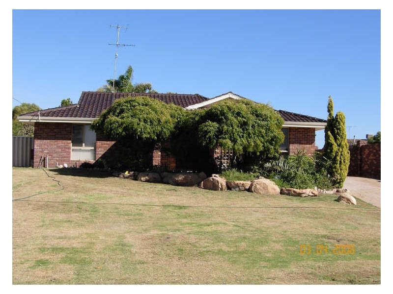 19 Gilmore Street, Madora Bay WA 6210