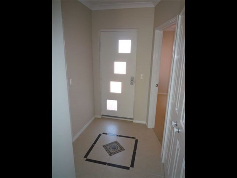 2/83 Tuckey Street, Mandurah WA 6210