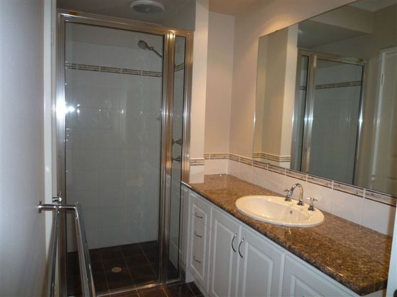 2/83 Tuckey Street, Mandurah WA 6210