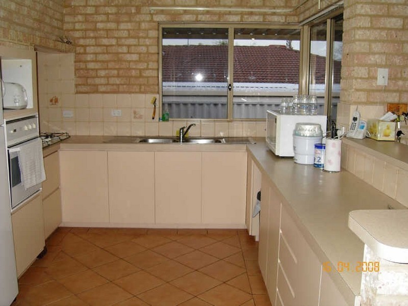 3 Spyglass Rise, Halls Head WA 6210