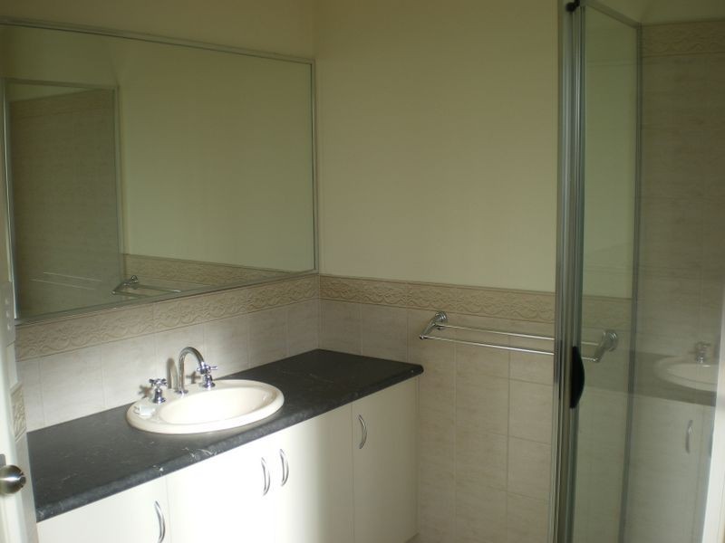 196 Peelwood Parade, Halls Head WA 6210