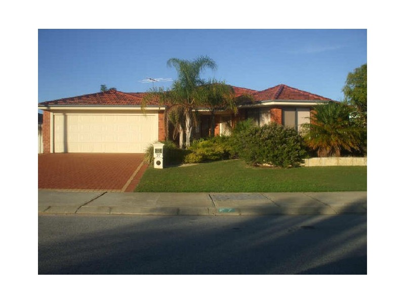 27 Grandmere Parade, Meadow Springs WA 6210