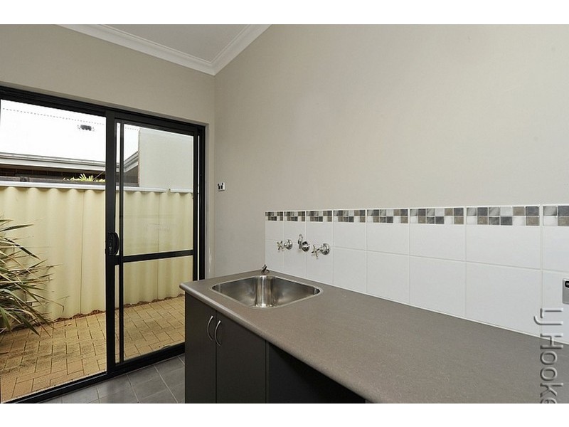 26 Keystone Loop, Secret Harbour WA 6173