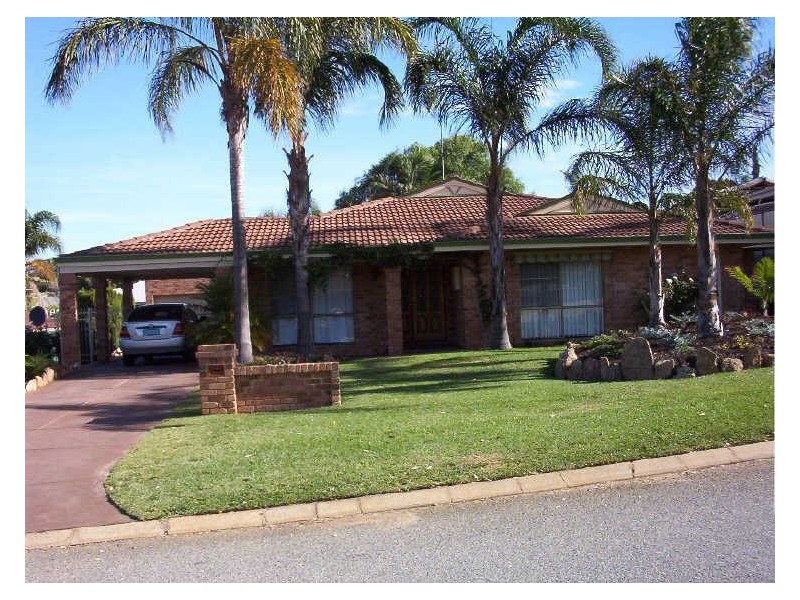 13 Newstead Close, Halls Head WA 6210