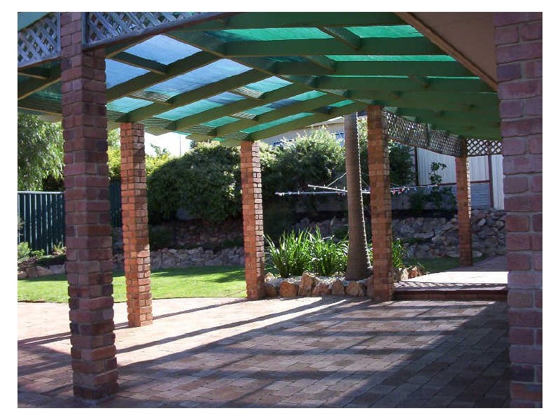 13 Newstead Close, Halls Head WA 6210