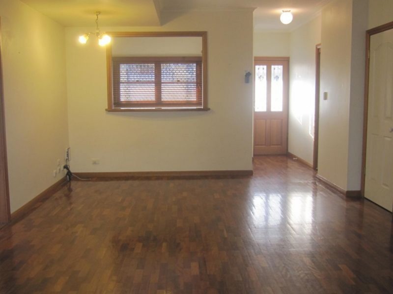 2/23 Laura Street, Highgate Hill QLD 4101