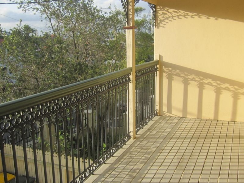 2/23 Laura Street, Highgate Hill QLD 4101