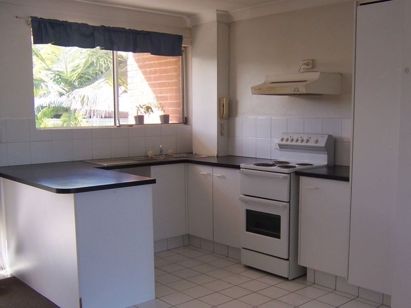 4/9 Ninth Avenue, Coorparoo QLD 4151