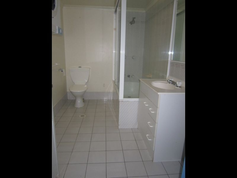 1/70 Jellicoe Street, Coorparoo QLD 4151