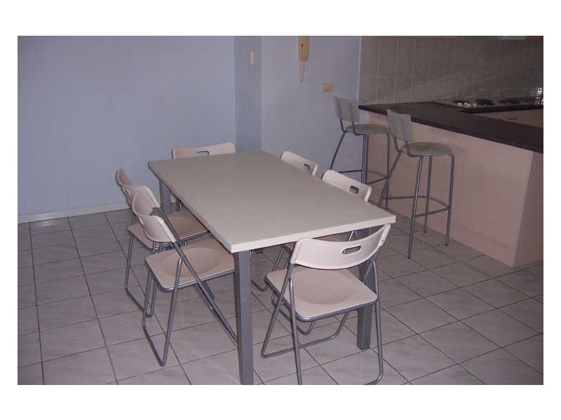 12/98 Pembroke Road, Coorparoo QLD 4151