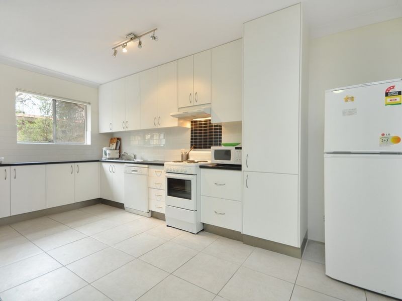 1/60 Earl Street, Greenslopes QLD 4120