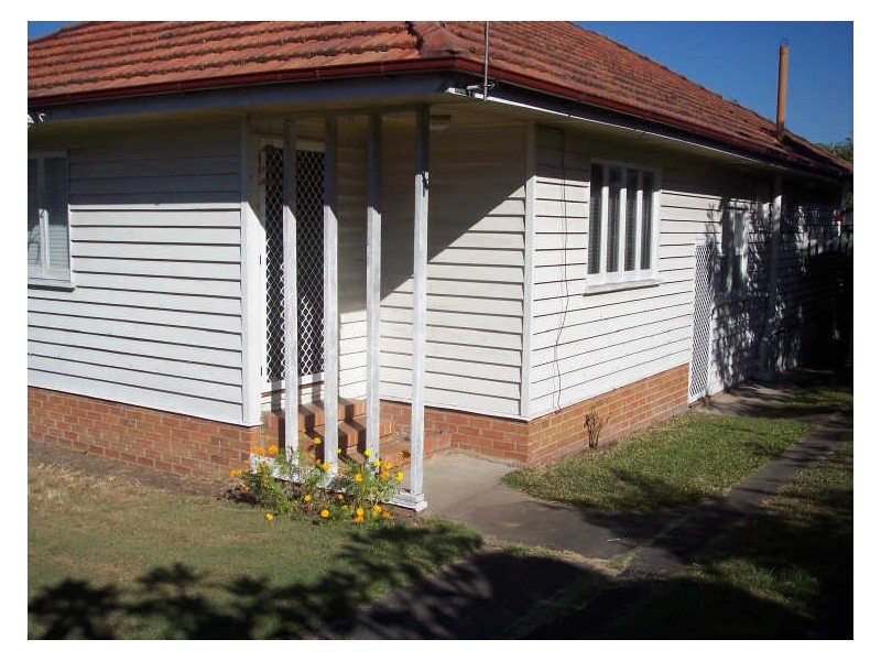 15 Myall Street, Norman Park QLD 4170