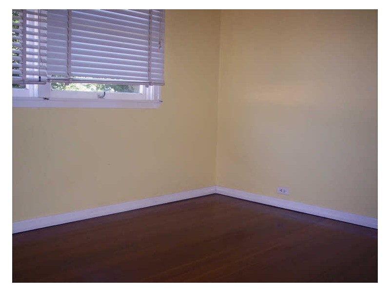 15 Myall Street, Norman Park QLD 4170