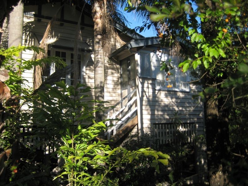 26 Brown Street, Camp Hill QLD 4152