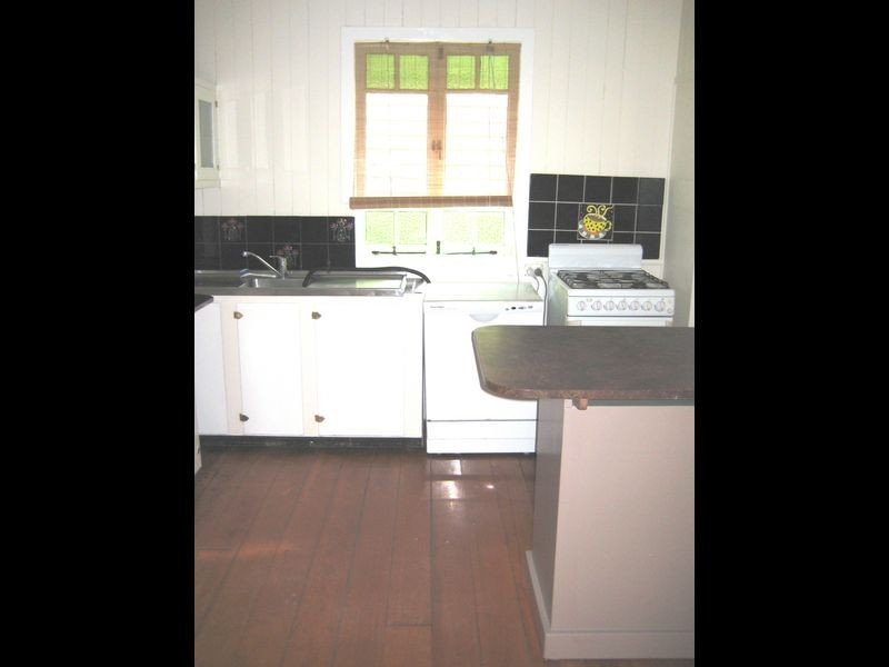 26 Brown Street, Camp Hill QLD 4152