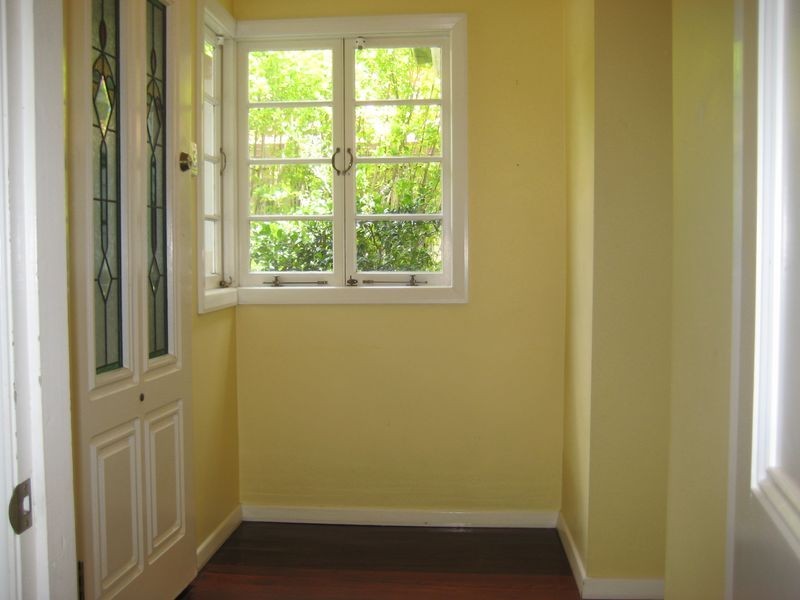 48 Newman Avenue, Camp Hill QLD 4152