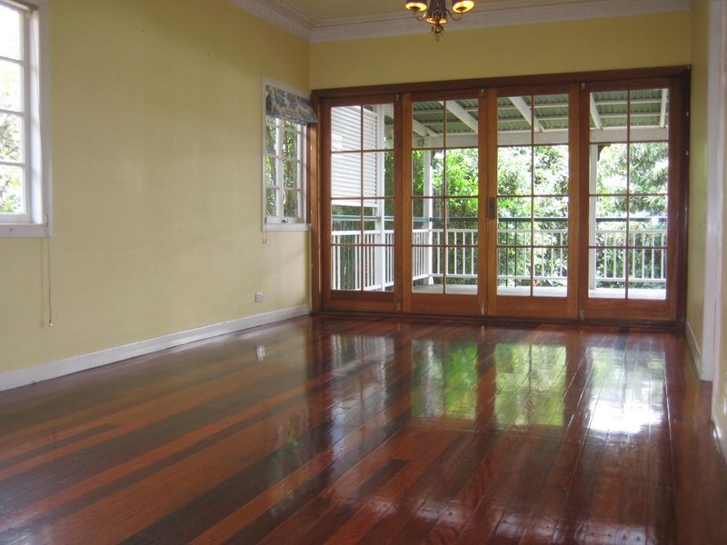 48 Newman Avenue, Camp Hill QLD 4152