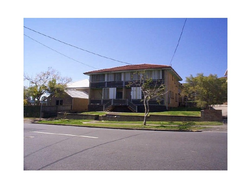 4/4 Nicklin Street, Coorparoo QLD 4151