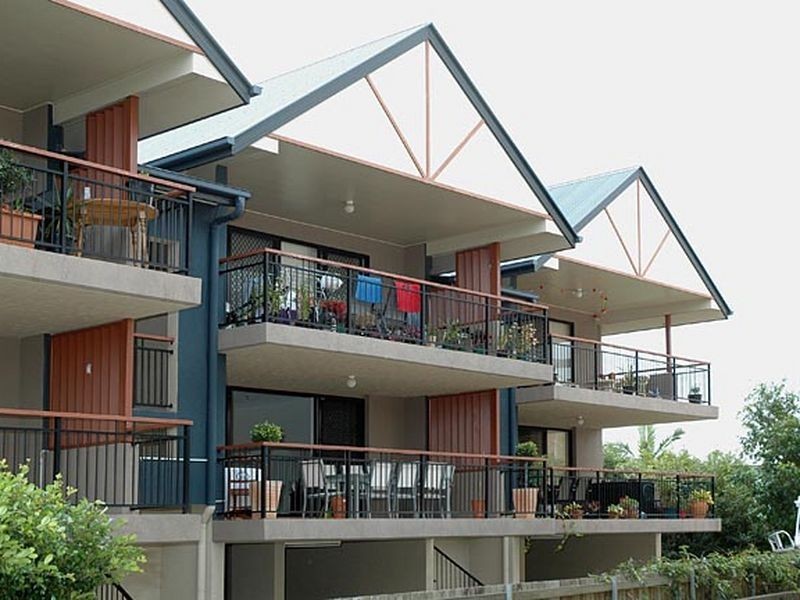 2/338 Cornwall Street, Greenslopes QLD 4120