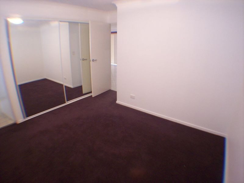 2/338 Cornwall Street, Greenslopes QLD 4120