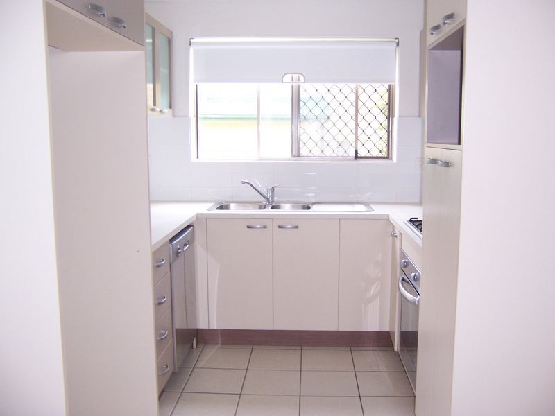 3/19 Vera Street, Greenslopes QLD 4120