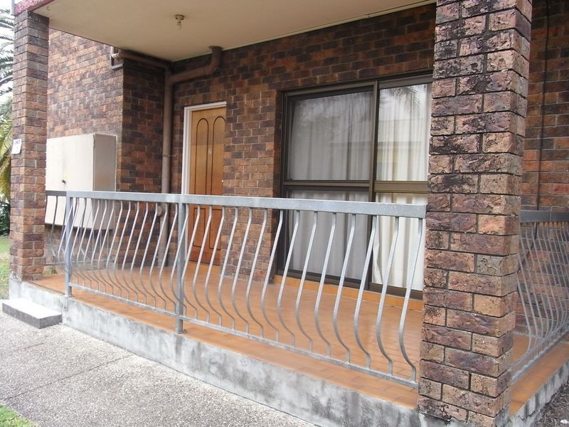 2/18 Rolle Street, Holland Park QLD 4121