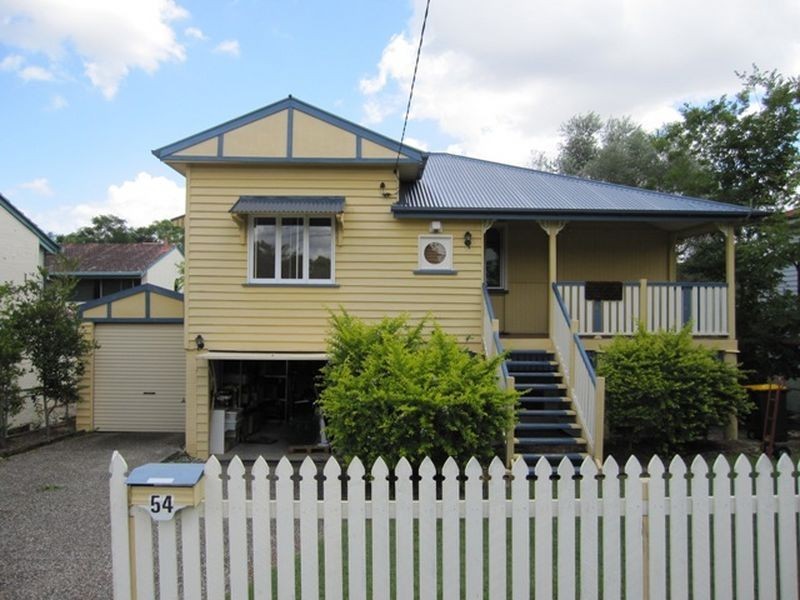 54 Rutland Street, Coorparoo QLD 4151