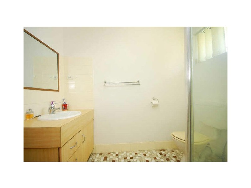 2/30 Wellington Street, Coorparoo QLD 4151