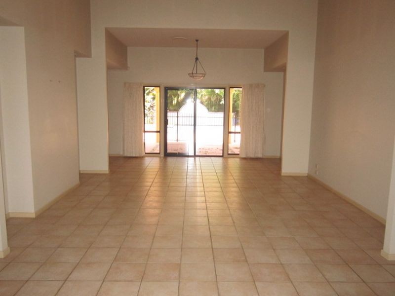 65 Tallow Wood Place, Mount Gravatt East QLD 4122