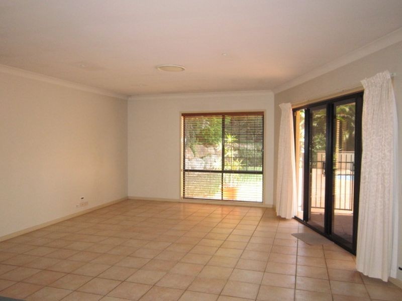 65 Tallow Wood Place, Mount Gravatt East QLD 4122