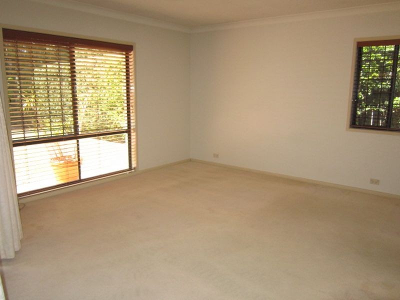 65 Tallow Wood Place, Mount Gravatt East QLD 4122