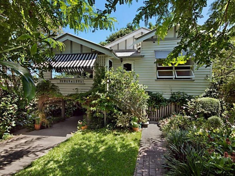 19 Verry Street, Coorparoo QLD 4151