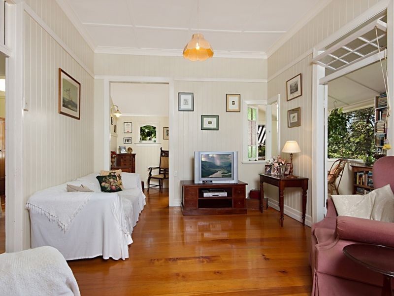 19 Verry Street, Coorparoo QLD 4151