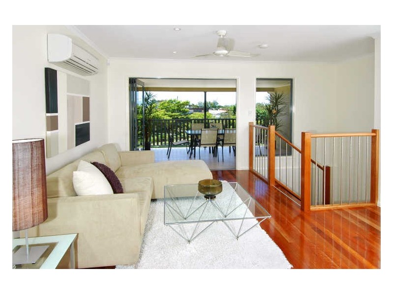 4/11 Temple Street, Coorparoo QLD 4151