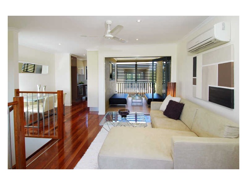 4/11 Temple Street, Coorparoo QLD 4151