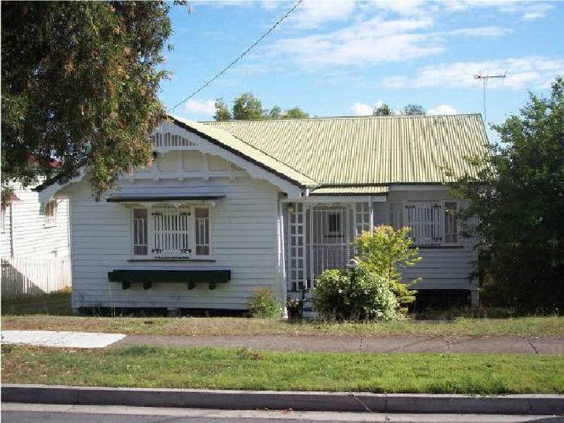 62 Newman Avenue, Camp Hill QLD 4152