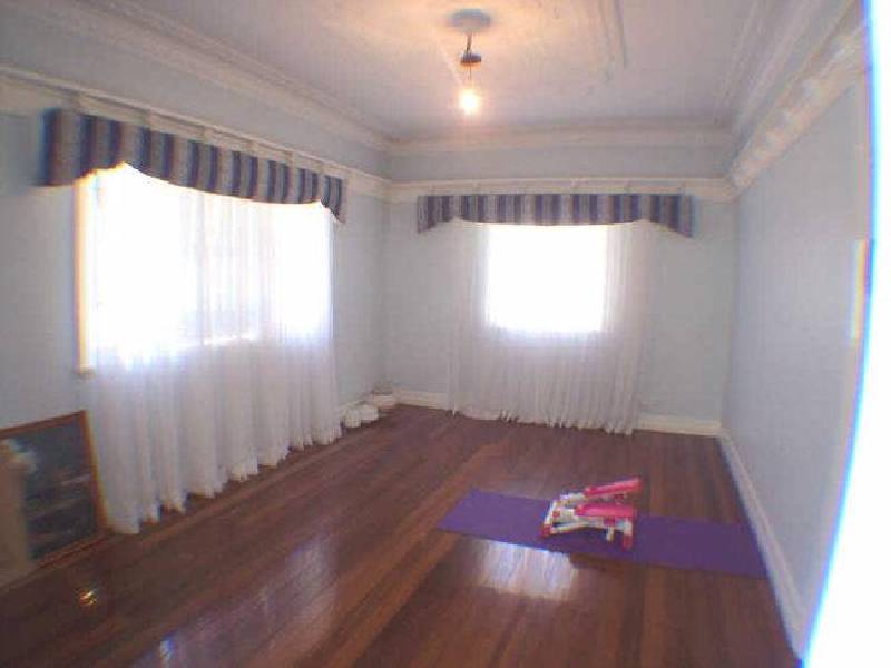 62 Newman Avenue, Camp Hill QLD 4152