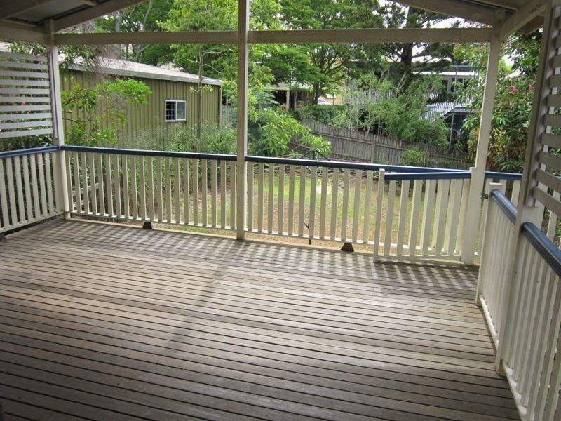 7 Galway Street, Greenslopes QLD 4120